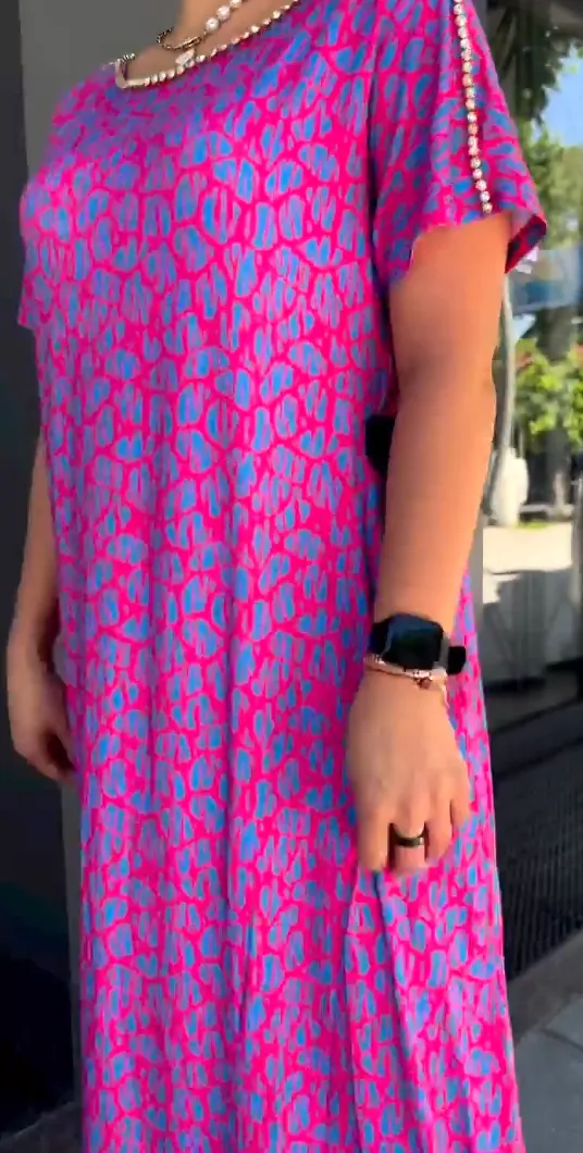 Chloe - Bold & Breezy Leopard Print Dress 