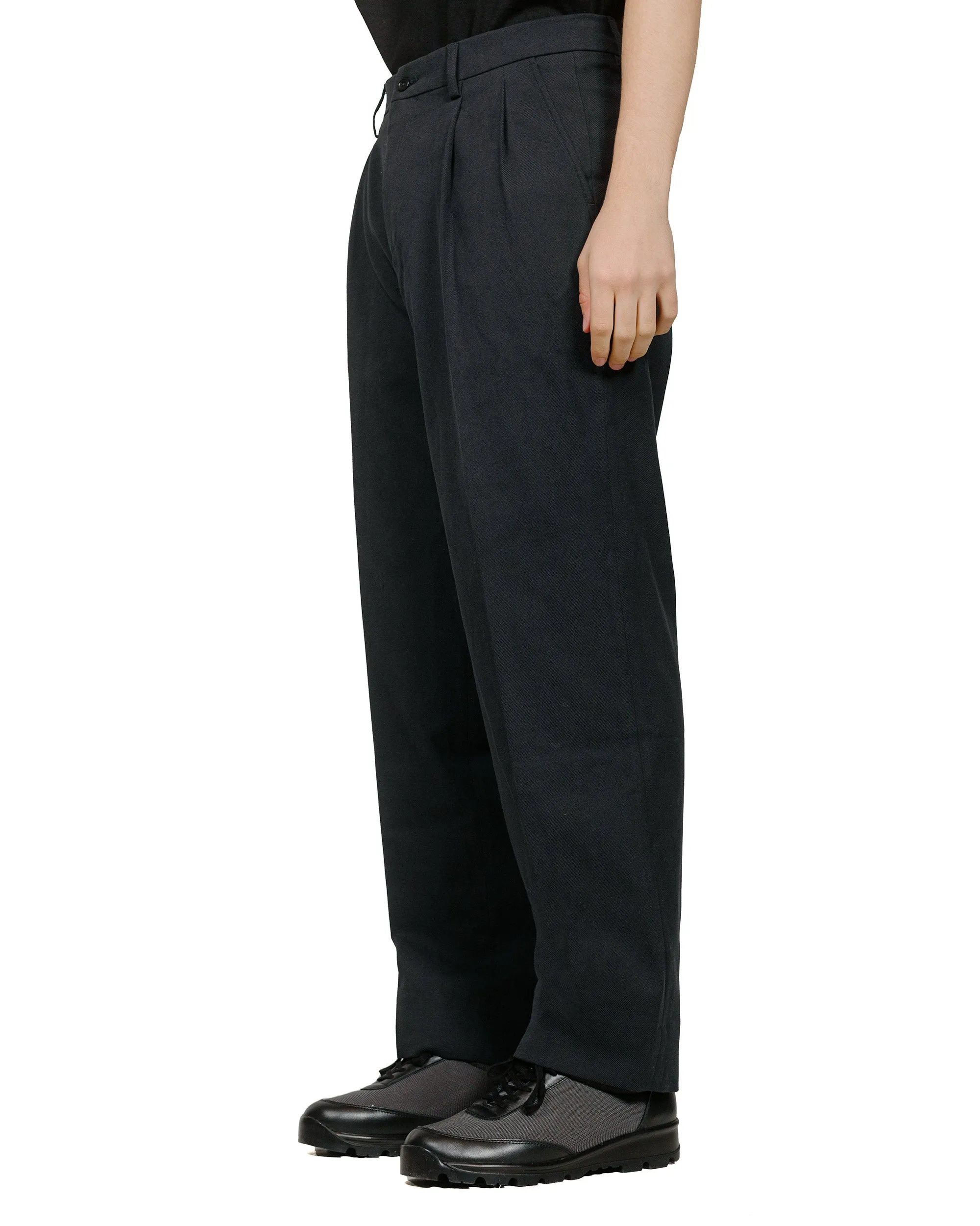 Norse Projects Benn Relaxed Cotton Wool Twill Pleated Trouser Black