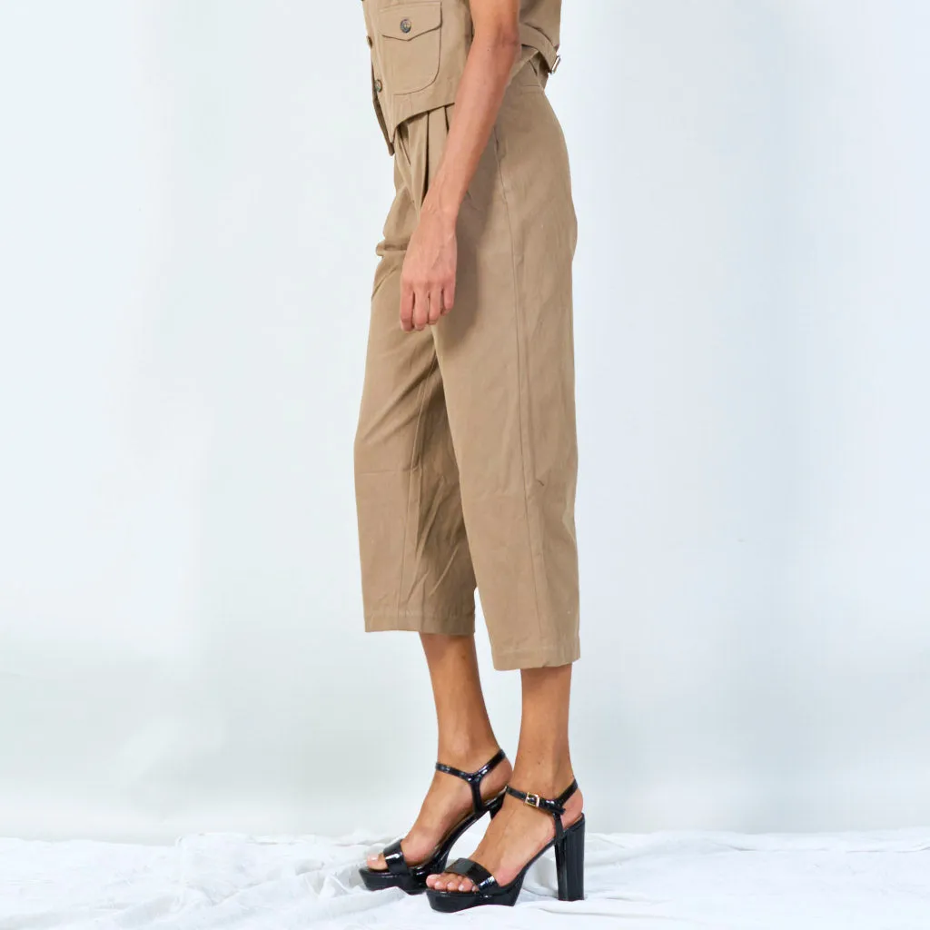 Pleated cropped trousers with belt loops wholesale