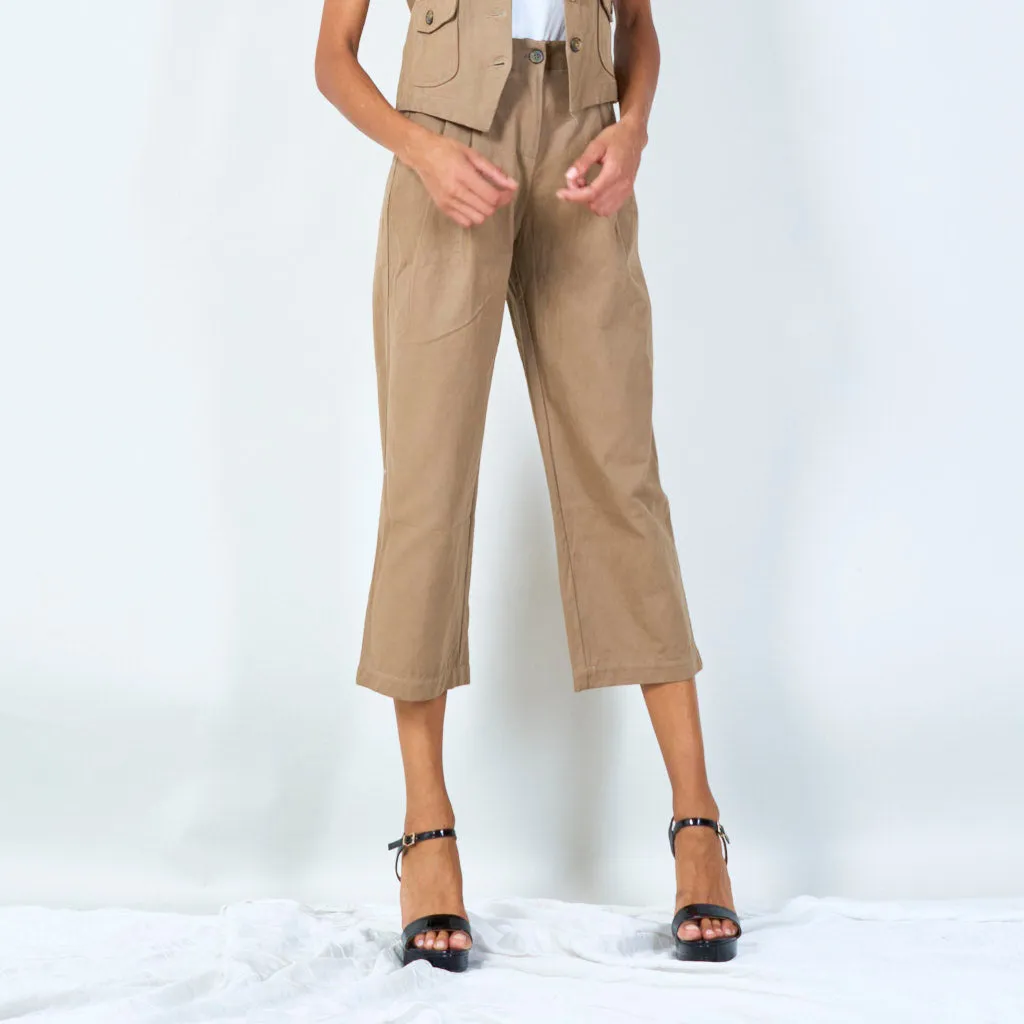 Pleated cropped trousers with belt loops wholesale